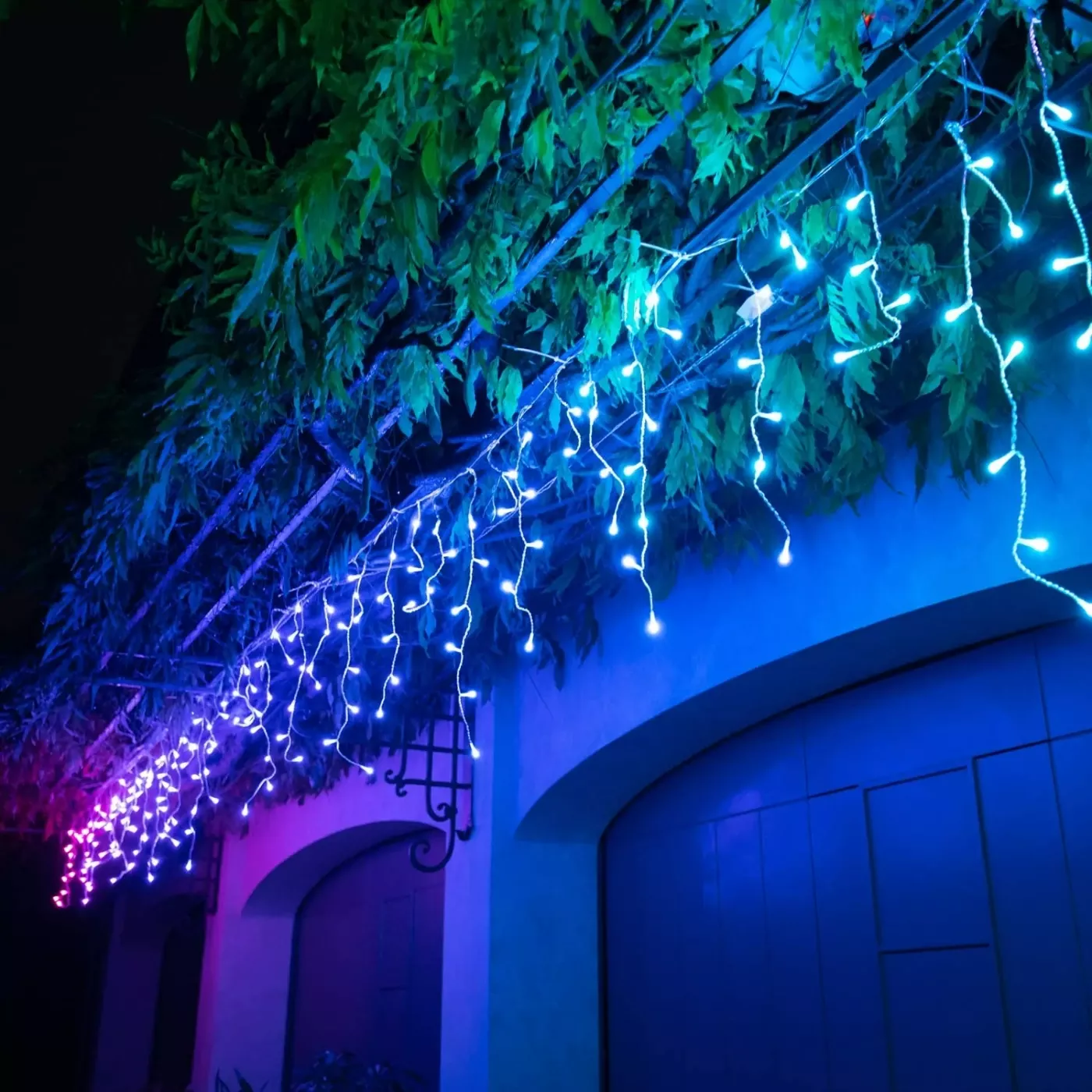 Inteligentne sople Twinkly Icicle - 190 RGB+W LED Lights String, Clear Wire, Plug Type F