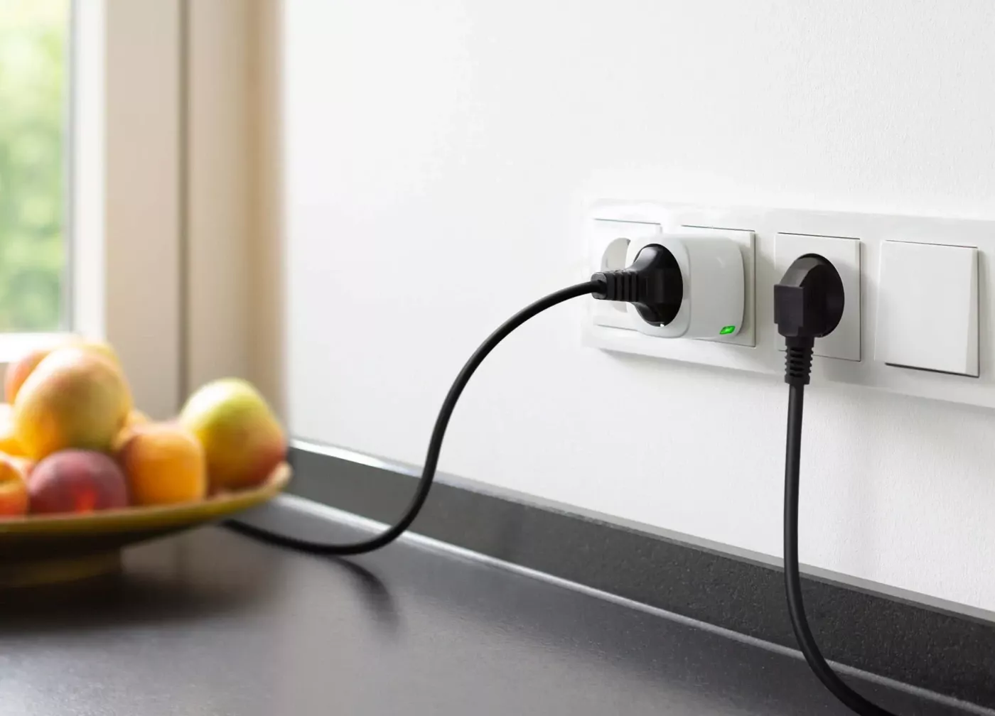 Eve Energy - inteligentne gniazdo elektryczne z funkcją pomiaru zużycia energii Matter (IC10EBO8351)