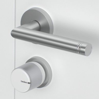 Zestaw inteligentny zamek tedee Lock GO2 srebrny z białym przyciskiem + wkładka Gerda SLR 30-61/37-68 mm (typ D)